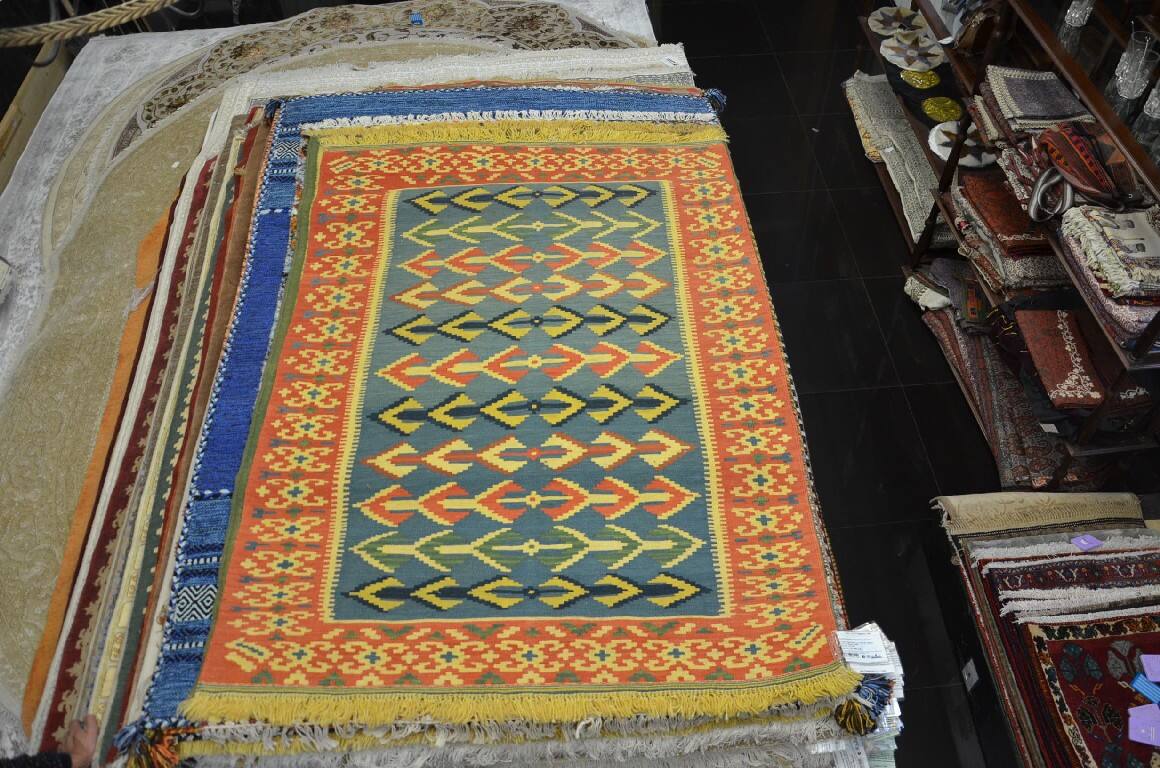 Иранский ковёр из шерсти  (17-01272054916/169x121) 